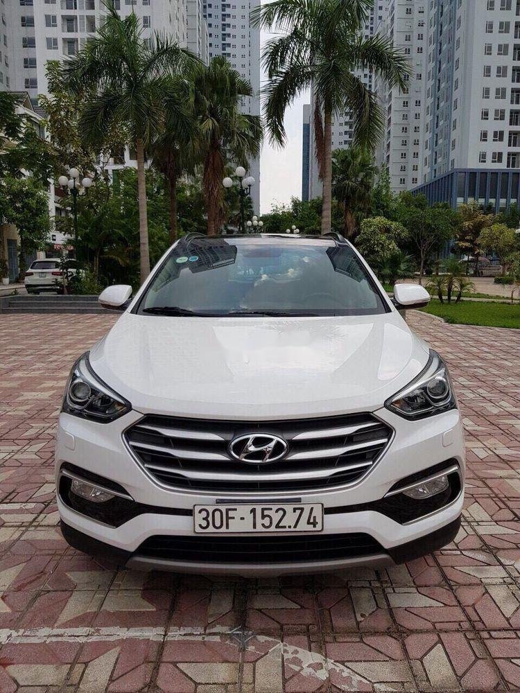 Hyundai Santa Fe   2018 - Bán xe Hyundai Santa Fe năm sản xuất 2018, màu trắng