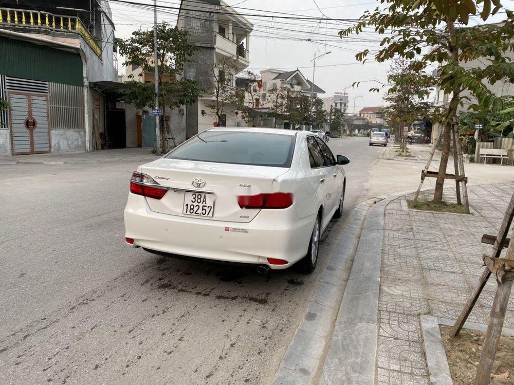 Toyota Camry   2018 - Cần bán Toyota Camry năm sản xuất 2018, xe chạy 1,4 vạn km