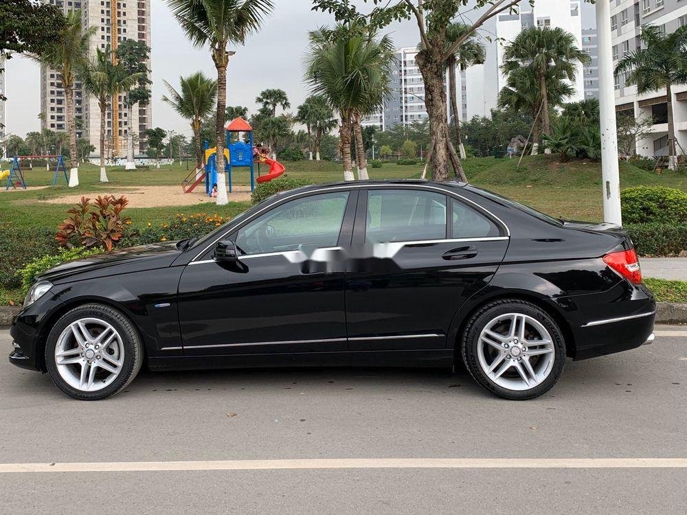 Mercedes-Benz C class   C250 2011 - Cần bán gấp Mercedes C250 sản xuất 2011, màu đen