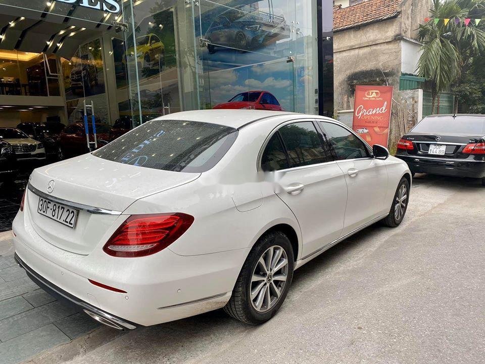 Mercedes-Benz E class   2018 - Bán xe cũ Mercedes E200 sản xuất năm 2018, nhập khẩu  