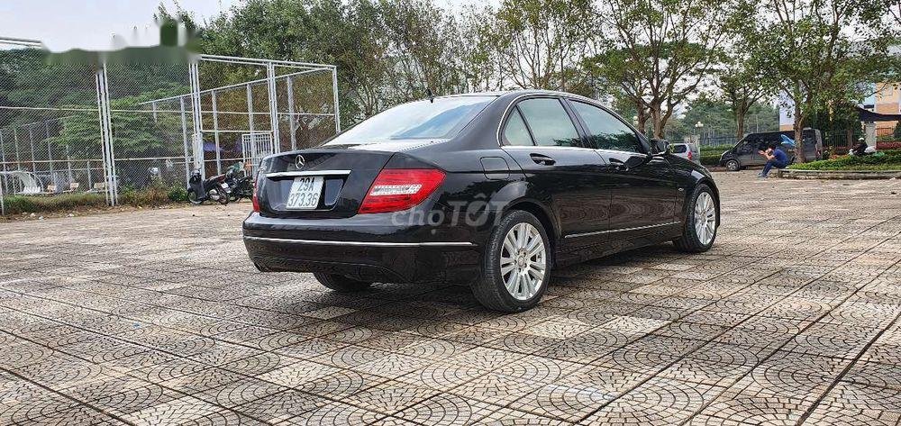 Mercedes-Benz C class  C250 CGI  2011 - Cần bán xe Mercedes C250 CGI năm sản xuất 2011, màu đen, 565tr