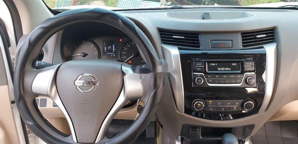 Nissan Navara 2016 - Bán Nissan Navara năm sản xuất 2016, màu trắng, nhập khẩu còn mới