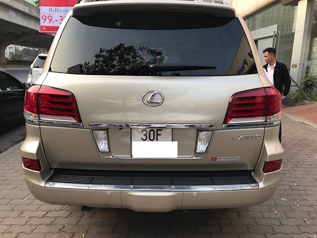 Lexus LX 2014 - Cần bán gấp Lexus LX 570 đời 2014, màu vàng, xe nhập