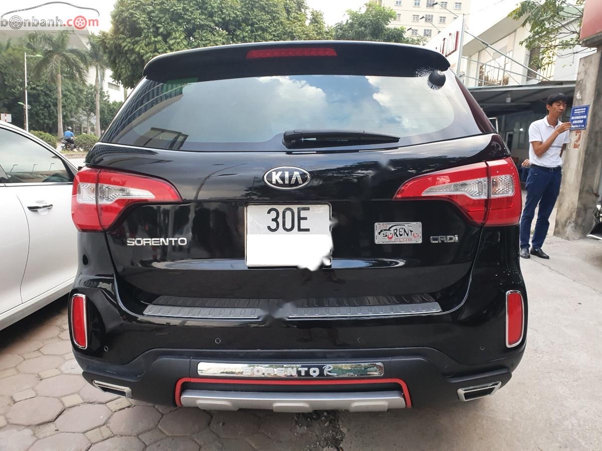 Kia Sorento 2016 - Cần bán xe Kia Sorento DATH đời 2016, màu đen, 790 triệu