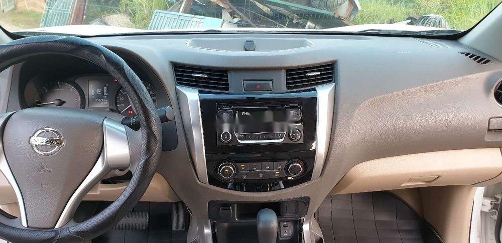 Nissan Navara 2016 - Bán Nissan Navara năm sản xuất 2016, màu trắng, nhập khẩu còn mới