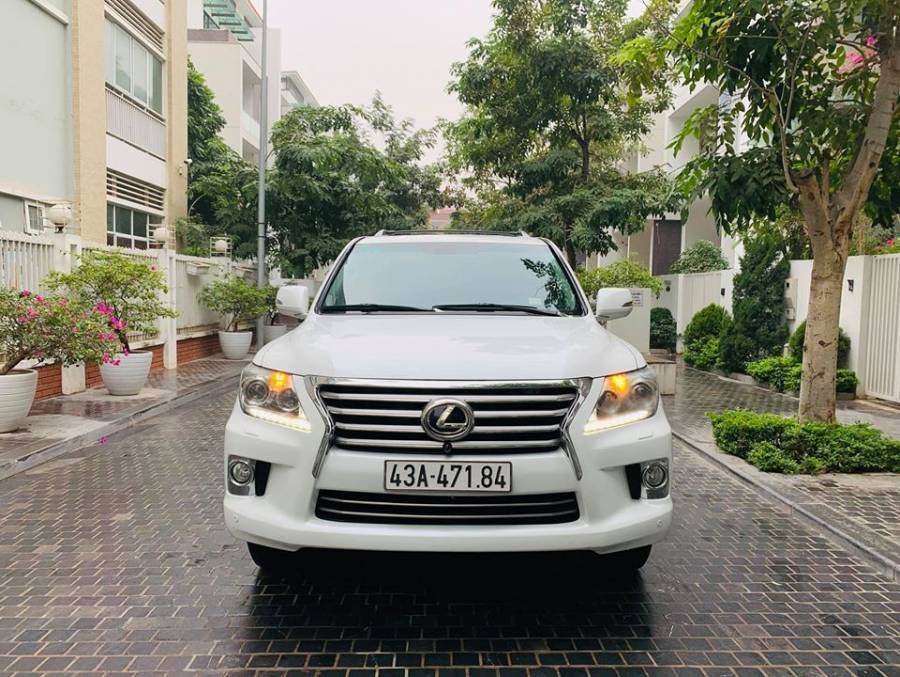 Lexus LX 2009 - Bán Lexus LX 570 sản xuất 2009, màu trắng, nhập khẩu nguyên chiếc