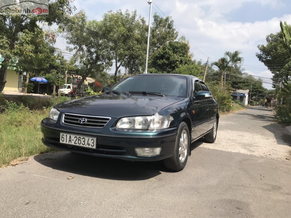 Toyota Camry GLi 2.2 2000 - Cần bán xe Toyota Camry GLi năm sản xuất 2000 giá cạnh tranh