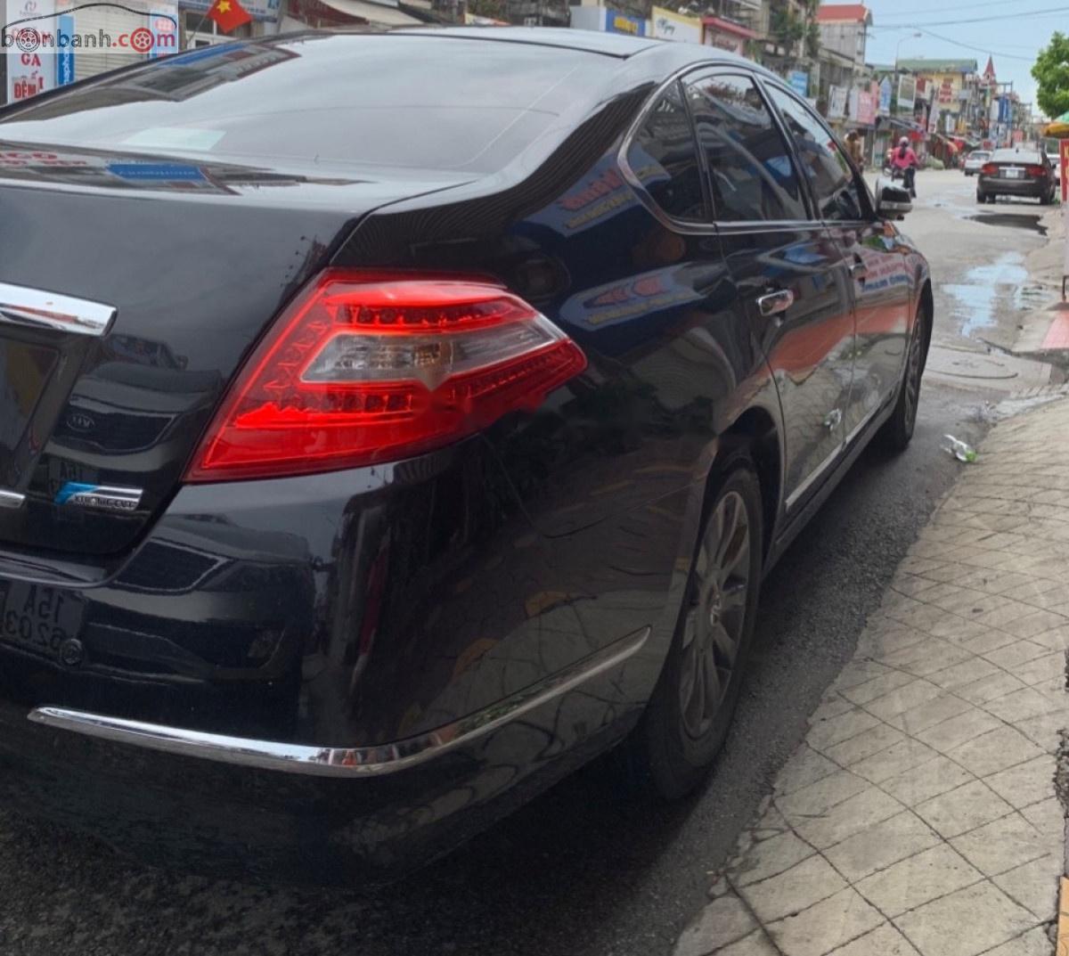 Nissan Teana 2011 - Bán ô tô Nissan Teana đời 2011, màu đen, xe nhập chính chủ