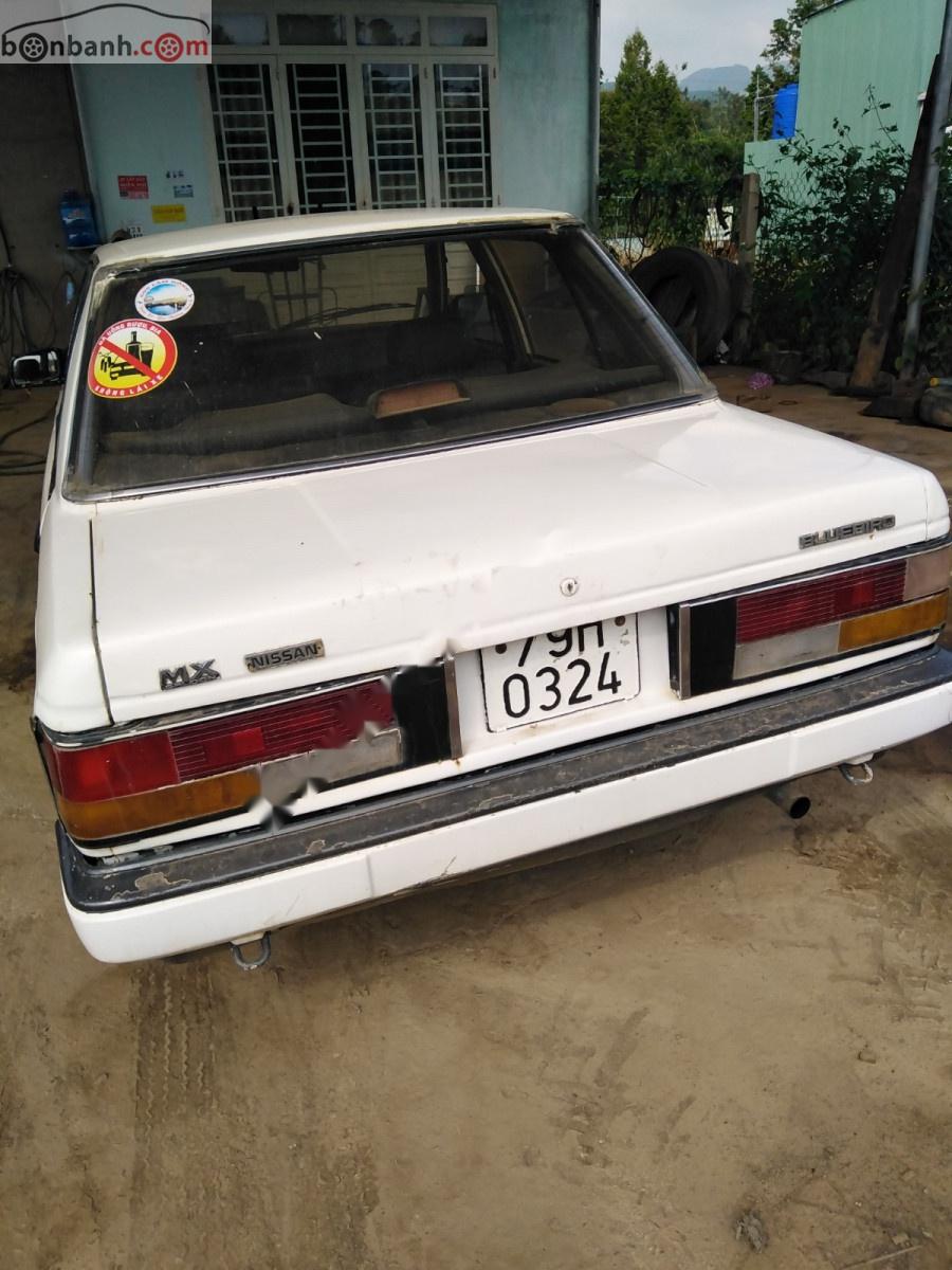 Nissan Bluebird   1985 - Cần bán Nissan Bluebird 1985, màu trắng, nhập khẩu 