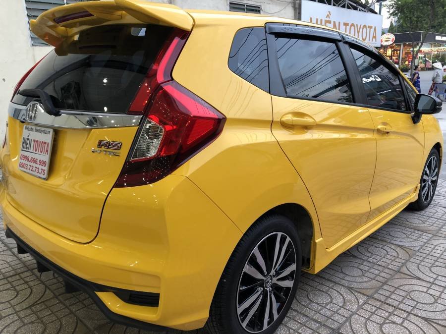 Honda Jazz  1.5L  2019 - Bán Honda Jazz 1.5L đời 2019, màu vàng, nhập khẩu như mới