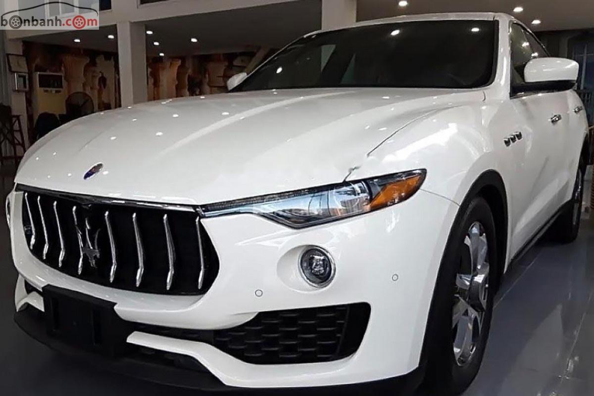 Maserati 2017 - Cần bán Maserati Levante sản xuất năm 2017, màu trắng, xe nhập