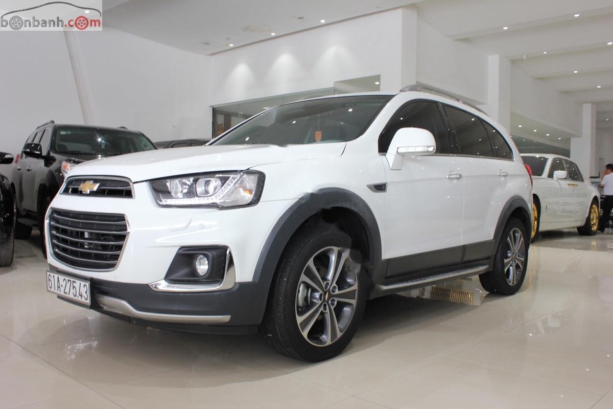 Chevrolet Captiva   2016 - Cần bán Chevrolet Captiva Revv LTZ 2.4 AT sản xuất 2016, màu trắng, 605 triệu