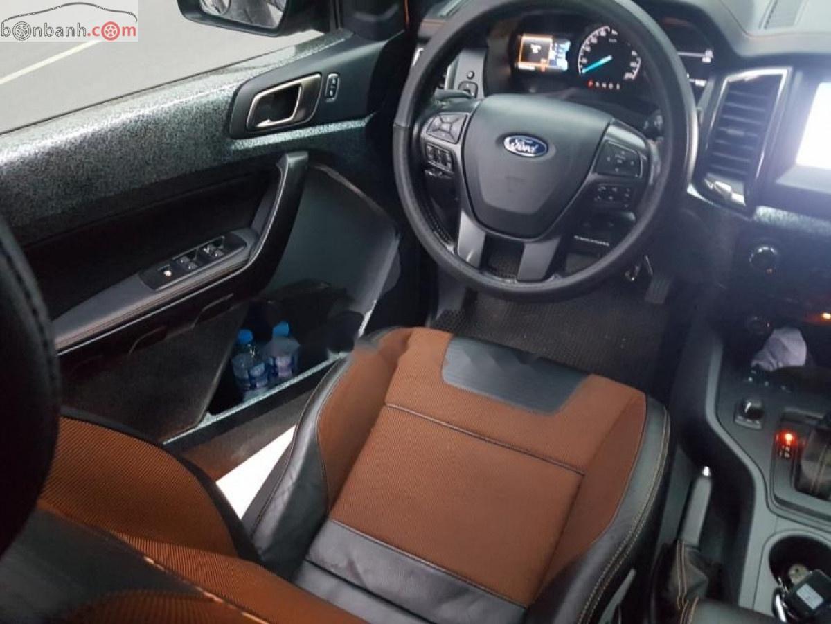 Ford Ranger   2017 - Cần bán gấp Ford Ranger Wildtrak 3.2L 4x4 AT đời 2017, nhập khẩu Thái