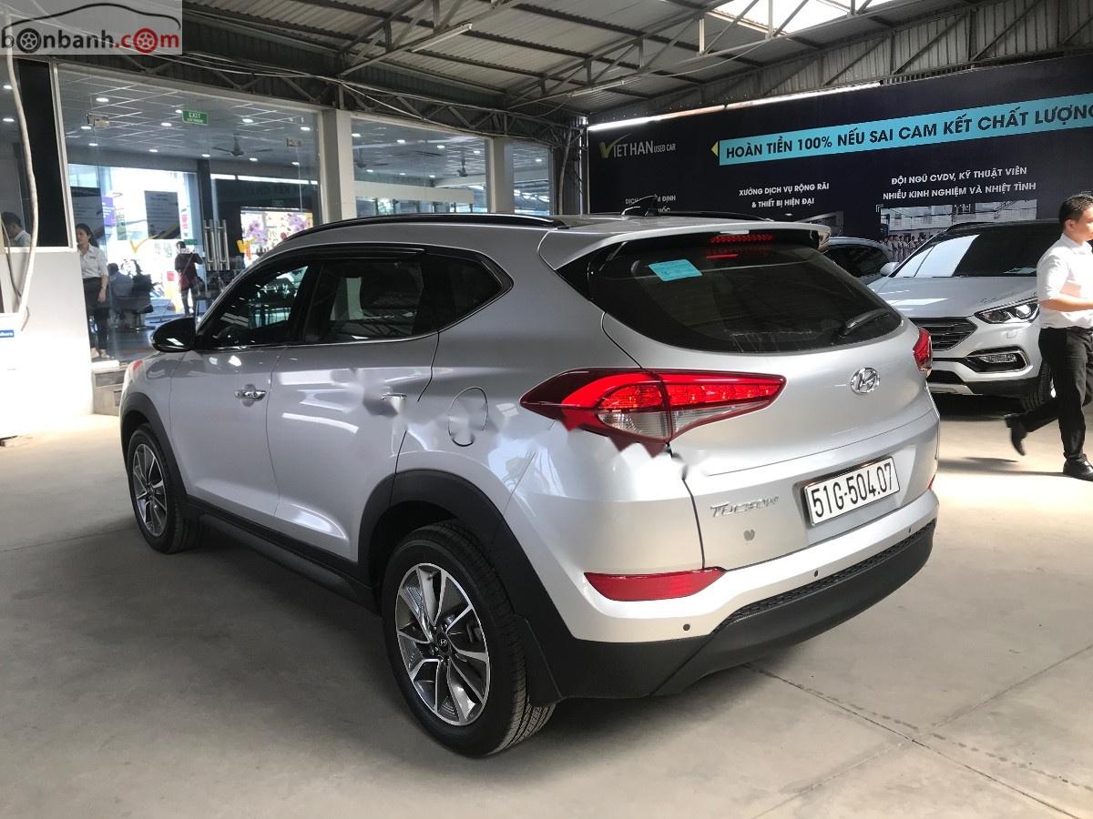 Hyundai Tucson   2017 - Bán xe Hyundai Tucson 2.0 ATH sản xuất 2017, màu bạc, 826 triệu