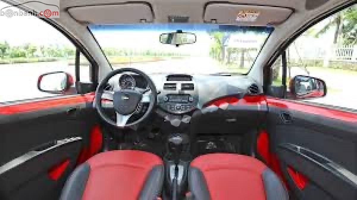 Chevrolet Spark LTZ 2014 - Cần bán Chevrolet Spark LTZ năm 2014, màu bạc, giá chỉ 222 triệu