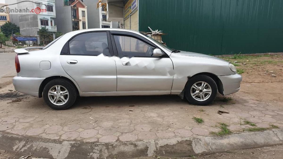 Daewoo Lanos   2005 - Cần bán lại xe Daewoo Lanos SX 2005, màu bạc giá cạnh tranh