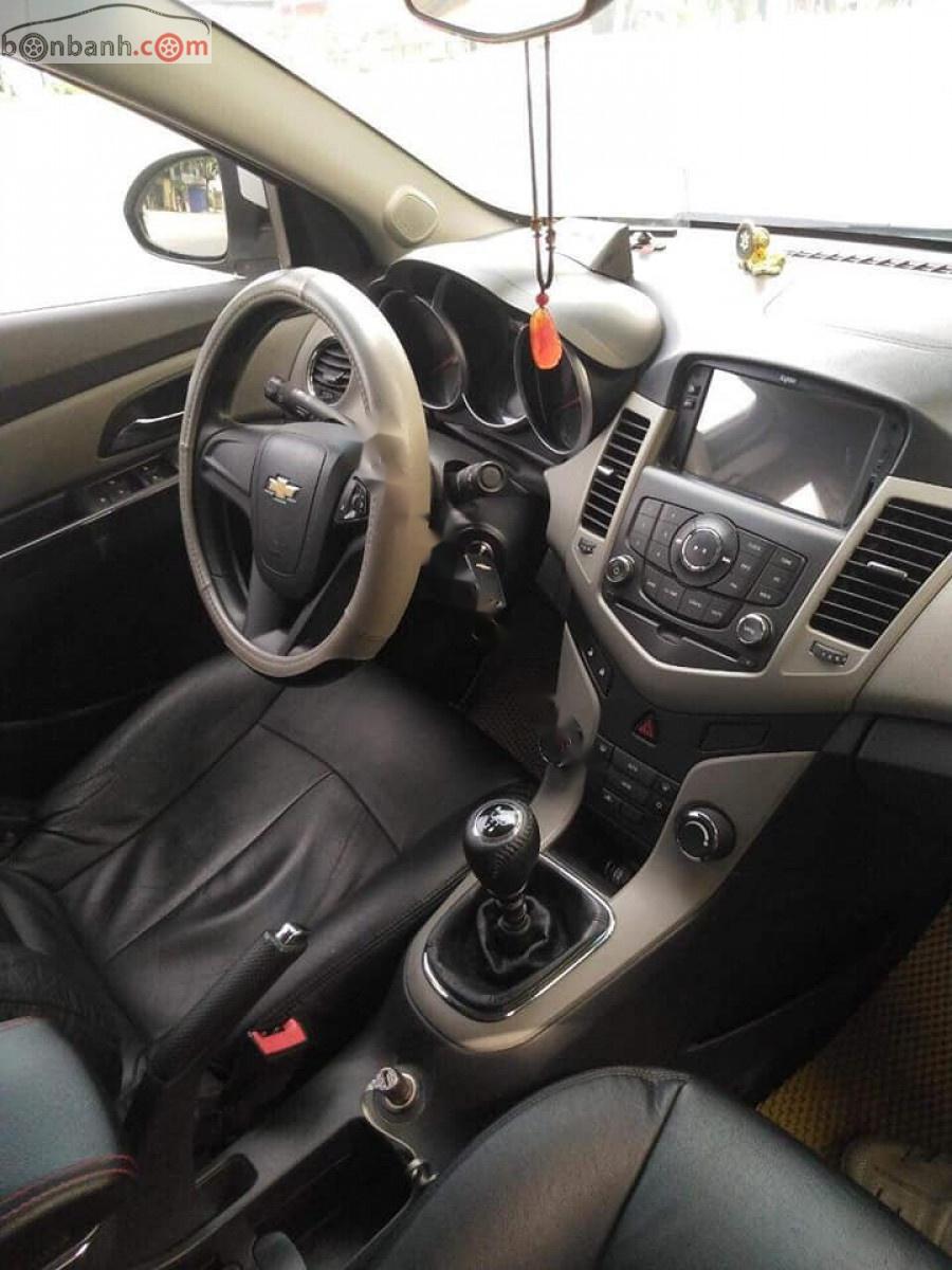 Chevrolet Cruze   2014 - Bán Chevrolet Cruze LS 1.6 MT đời 2014, màu trắng, chính chủ  