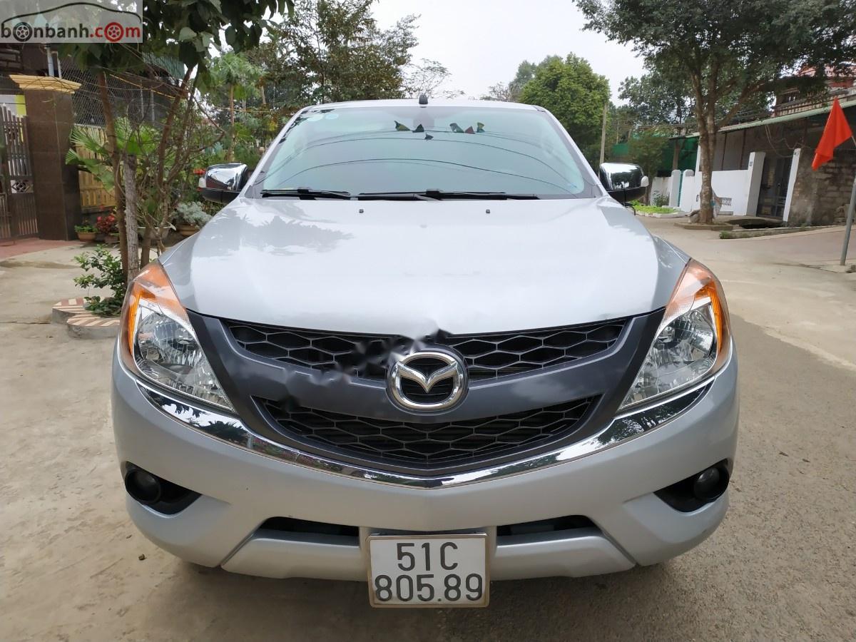 Mazda BT 50 2.2L 4x2 AT 2015 - Bán Mazda BT 50 2.2 AT 2WD sản xuất 2015, màu bạc, nhập khẩu 