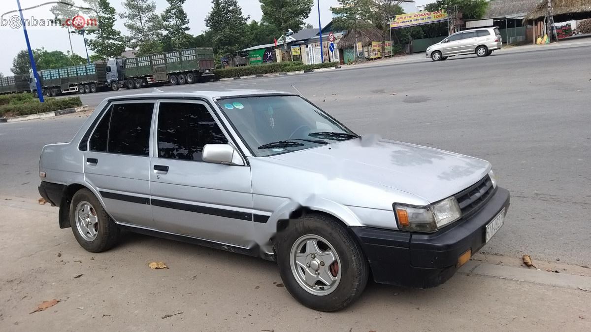 Toyota Corolla   1990 - Bán Toyota Corolla 1.6 MT sản xuất 1990, màu bạc, nhập khẩu 