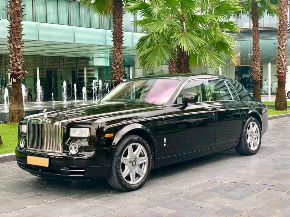 Rolls-Royce Phantom  EWB   2011 - Phantom EWB bản giới hạn, kỷ niệm 100 năm thành lập