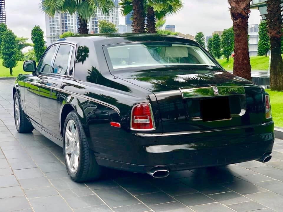 Rolls-Royce Phantom  EWB   2011 - Phantom EWB bản giới hạn, kỷ niệm 100 năm thành lập