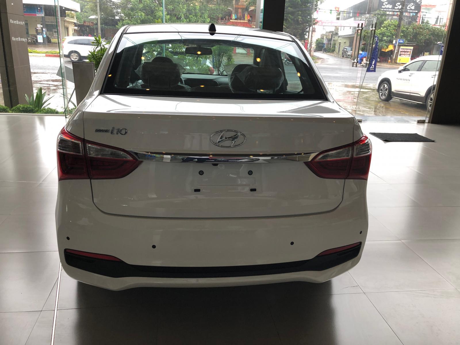 Hyundai Grand i10 2019 - Cần bán Hyundai i10 năm 2019, màu trắng