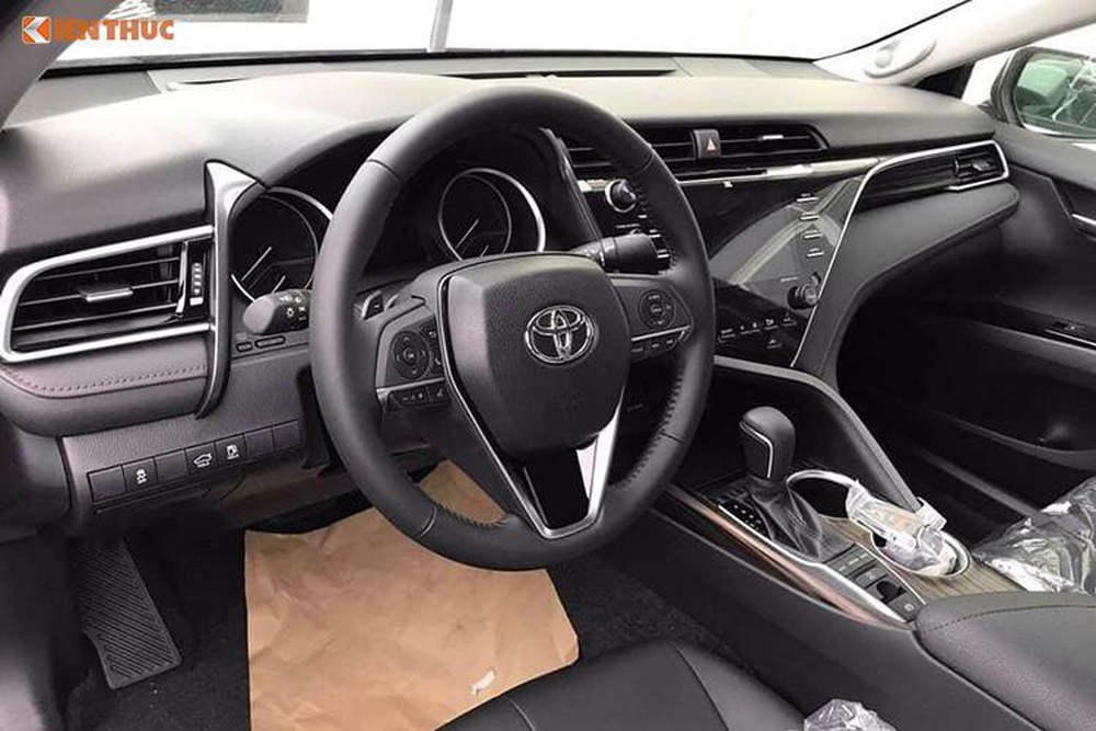 Toyota Camry 2020 - Sắm Camry nhận ưu đãi cực khủng mừng năm mới 2020