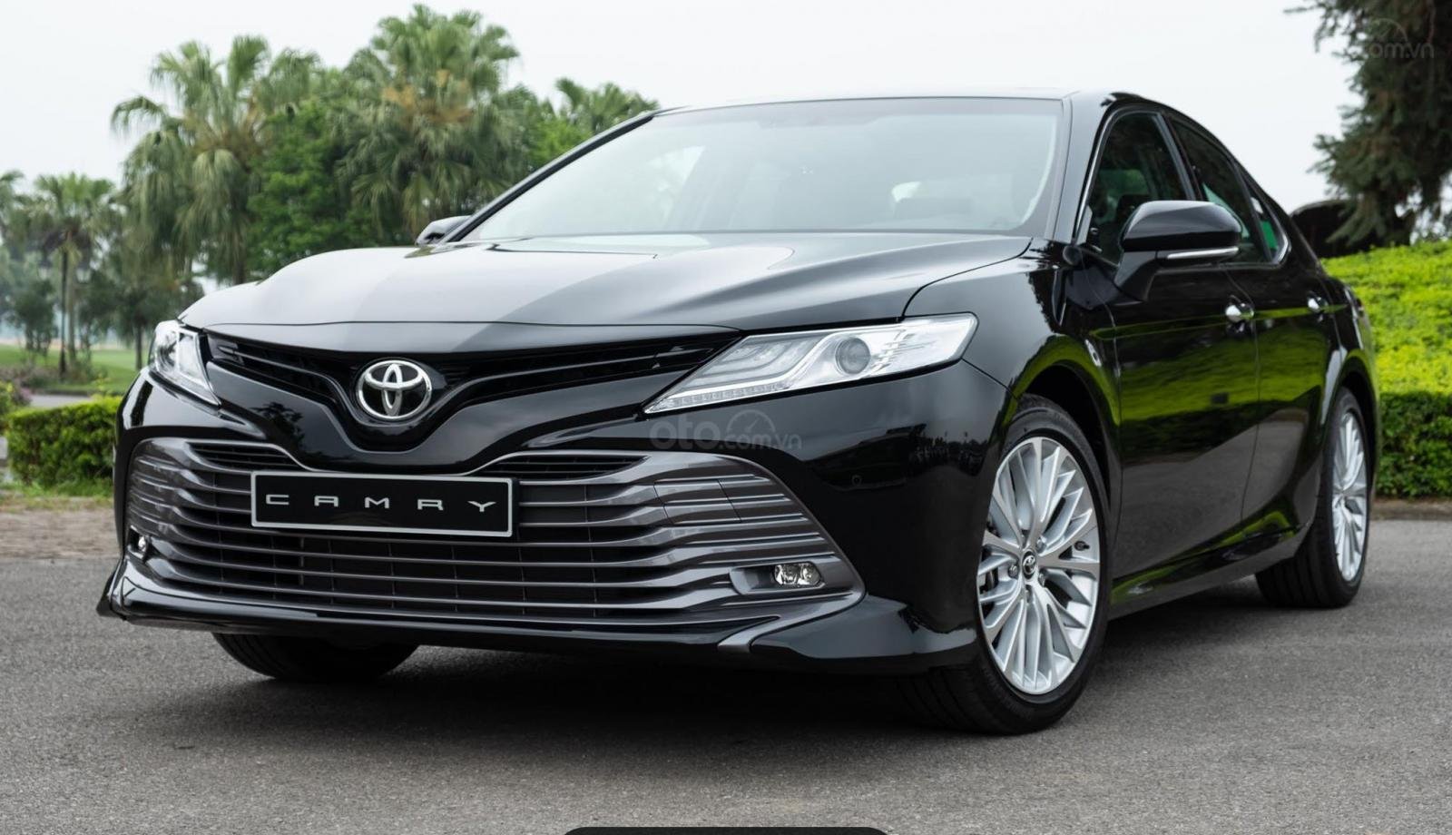 Toyota Camry 2020 - Sắm Camry nhận ưu đãi cực khủng mừng năm mới 2020