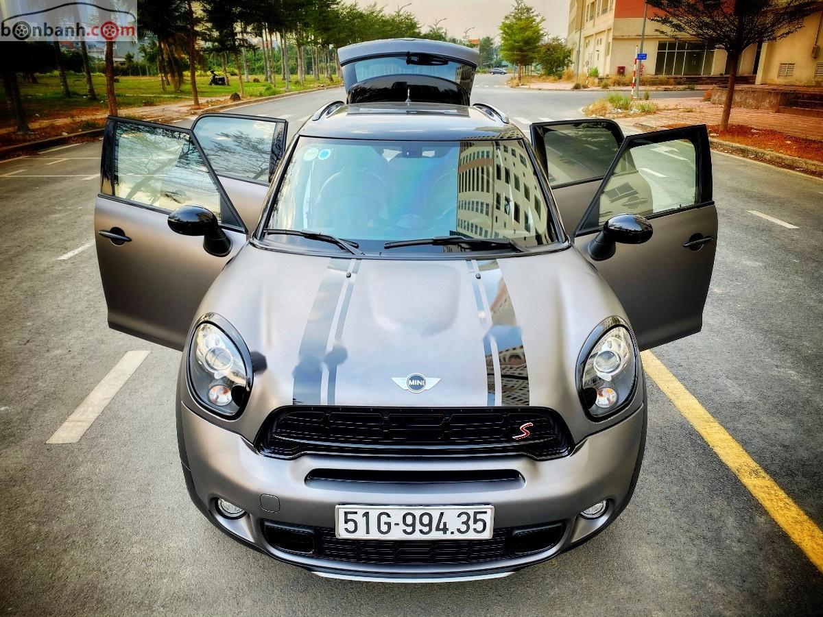 Mini Cooper 2015 - Cần bán lại xe Mini Cooper Countryman S 1.5 năm sản xuất 2015, màu trắng, xe nhập