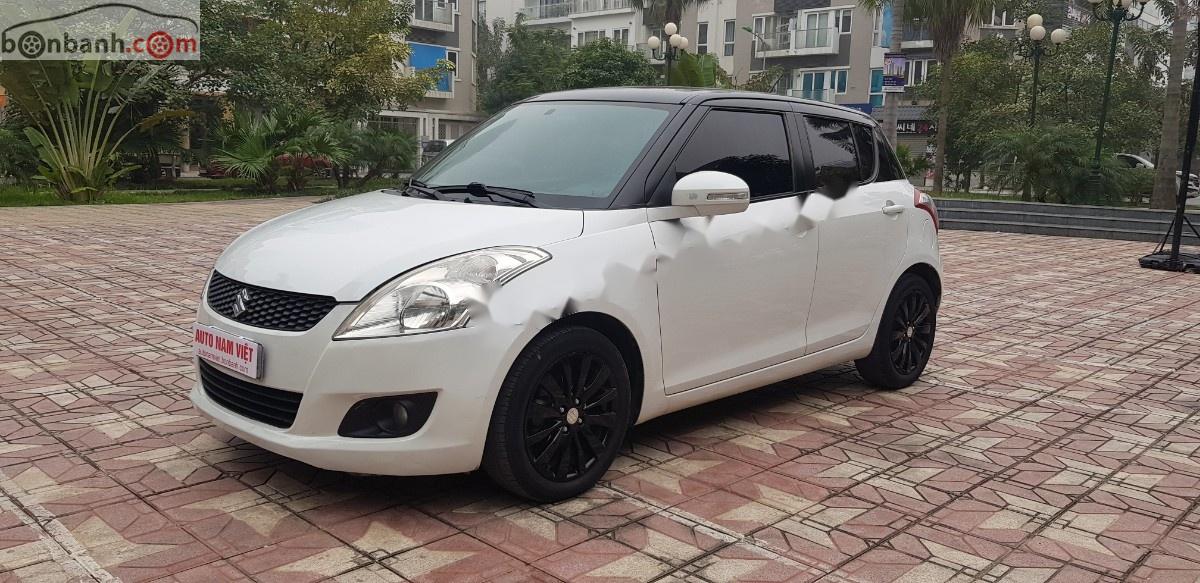 Suzuki Swift   2015 - Cần bán xe Suzuki Swift đời 2015, màu trắng