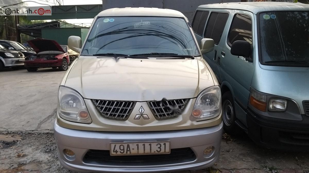 Mitsubishi Jolie SS 2005 - Cần bán xe Mitsubishi Jolie đời 2005, màu vàng