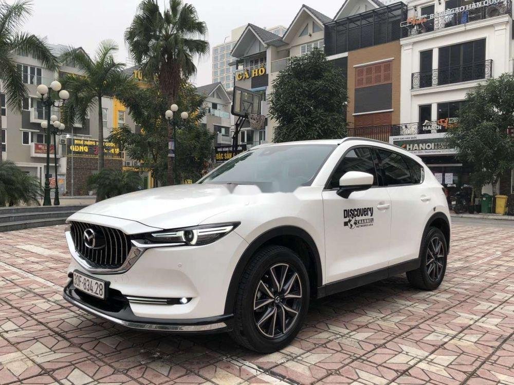 Mazda CX 5 2018 - Xe Mazda CX 5 2.5AT năm sản xuất 2018, màu trắng xe gia đình, 925tr