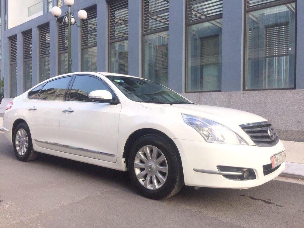 Nissan Teana 2011 - Cần bán xe Nissan Teana năm 2011, màu trắng, 465 triệu