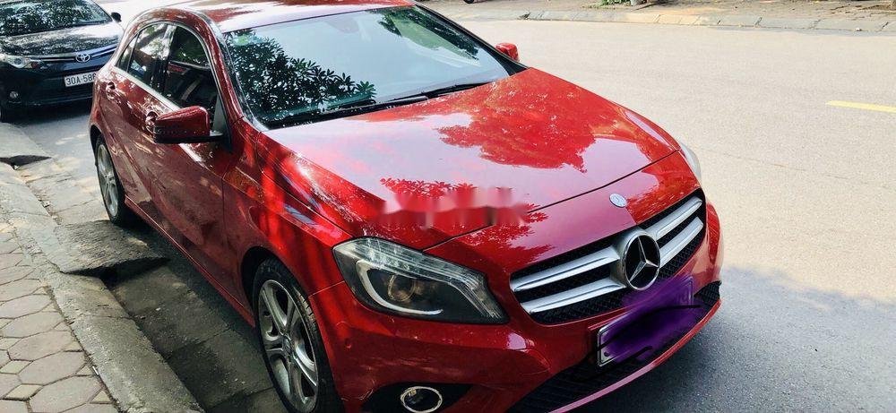 Mercedes-Benz A class 2014 - Cần bán gấp Mercedes đời 2014, màu đỏ xe gia đình