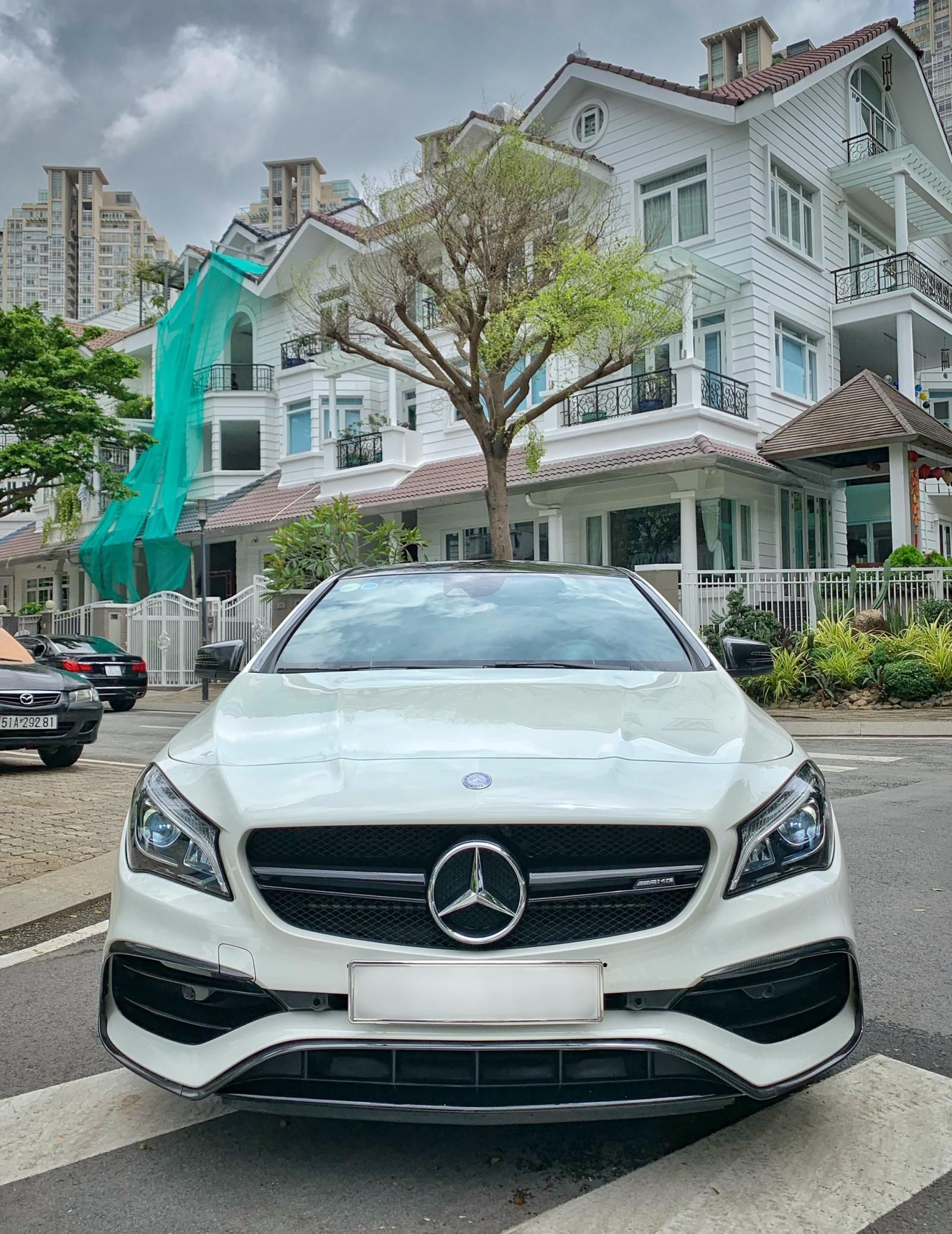 Mercedes-Benz CLA class 45 AMG 4Matic 2017 - Bán Mercedes CLA 45 AMG Facelipt model 2017, 381 mã lực full option như mới