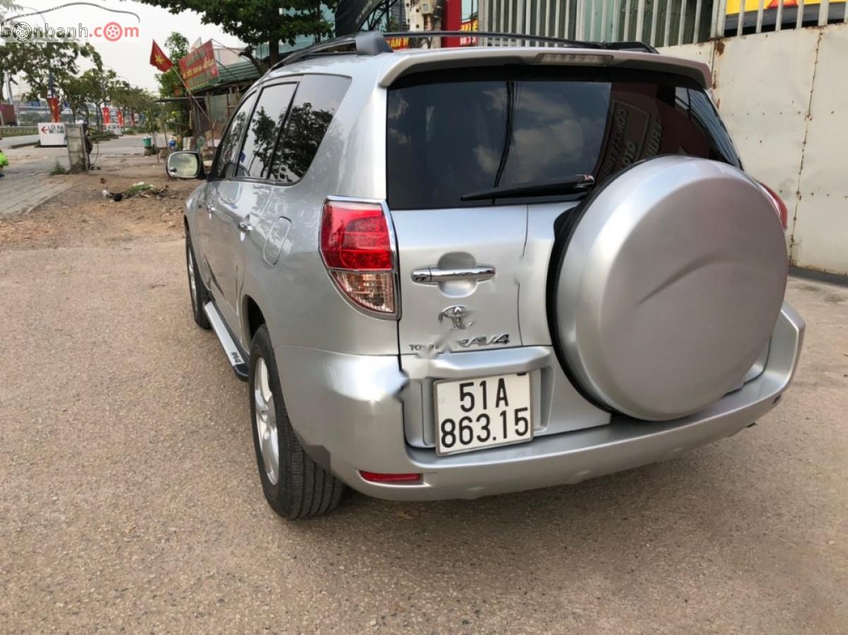 Toyota RAV4 2007 - Cần bán lại xe Toyota RAV4 đời 2007, màu bạc, nhập khẩu Nhật Bản, giá 495tr