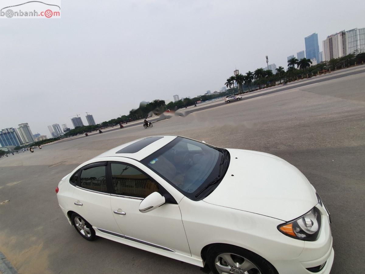 Hyundai Avante 2011 - Bán Hyundai Avante 2011, màu trắng