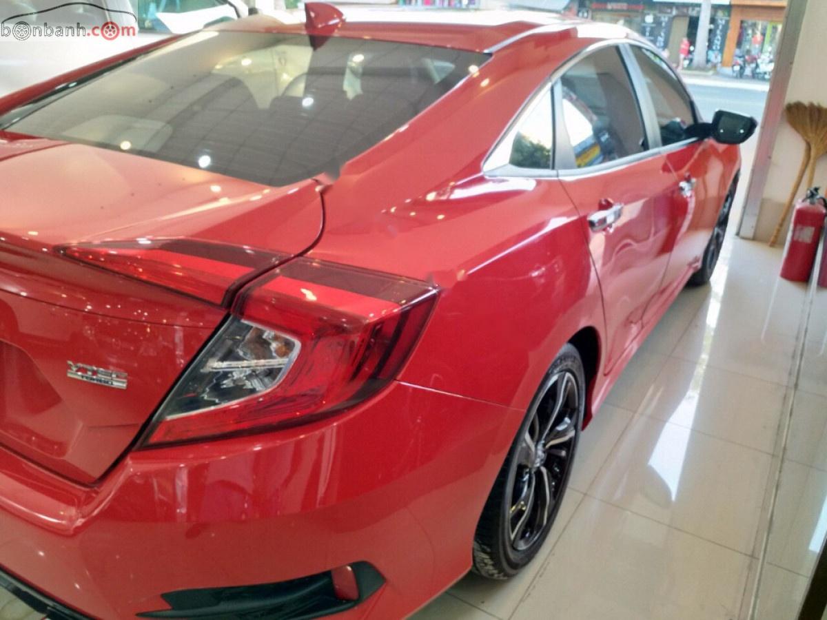 Honda Civic   2018 - Bán Honda Civic 1.5L Vtec Turbo 2018, màu đỏ, nhập khẩu  