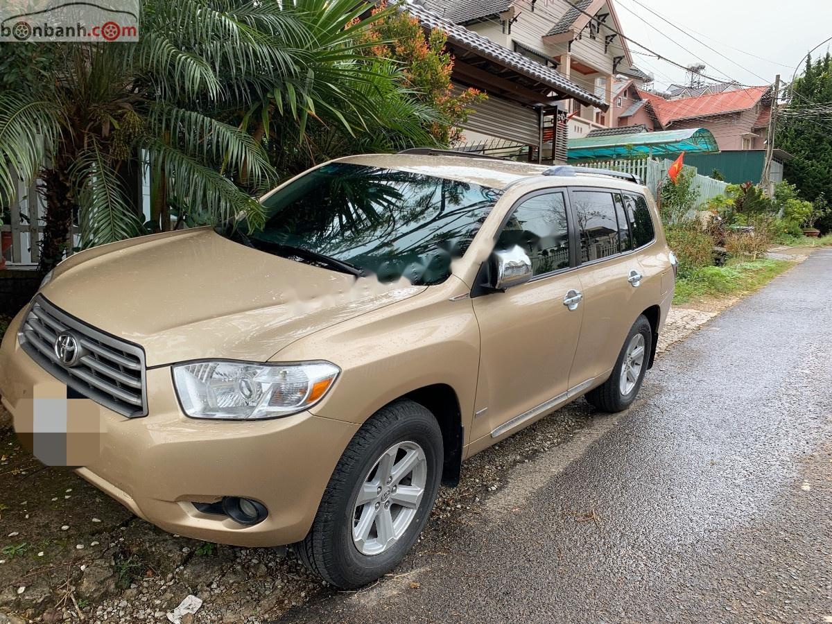 Toyota Highlander 2010 - Cần bán gấp Toyota Highlander sản xuất năm 2010, xe nhập chính chủ