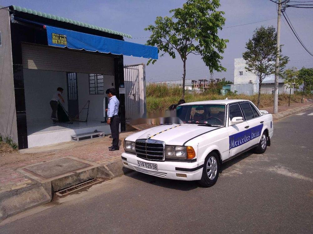 Mercedes-Benz 190 1990 - Cần bán xe Mercedes đời 1990, màu trắng, xe nhập