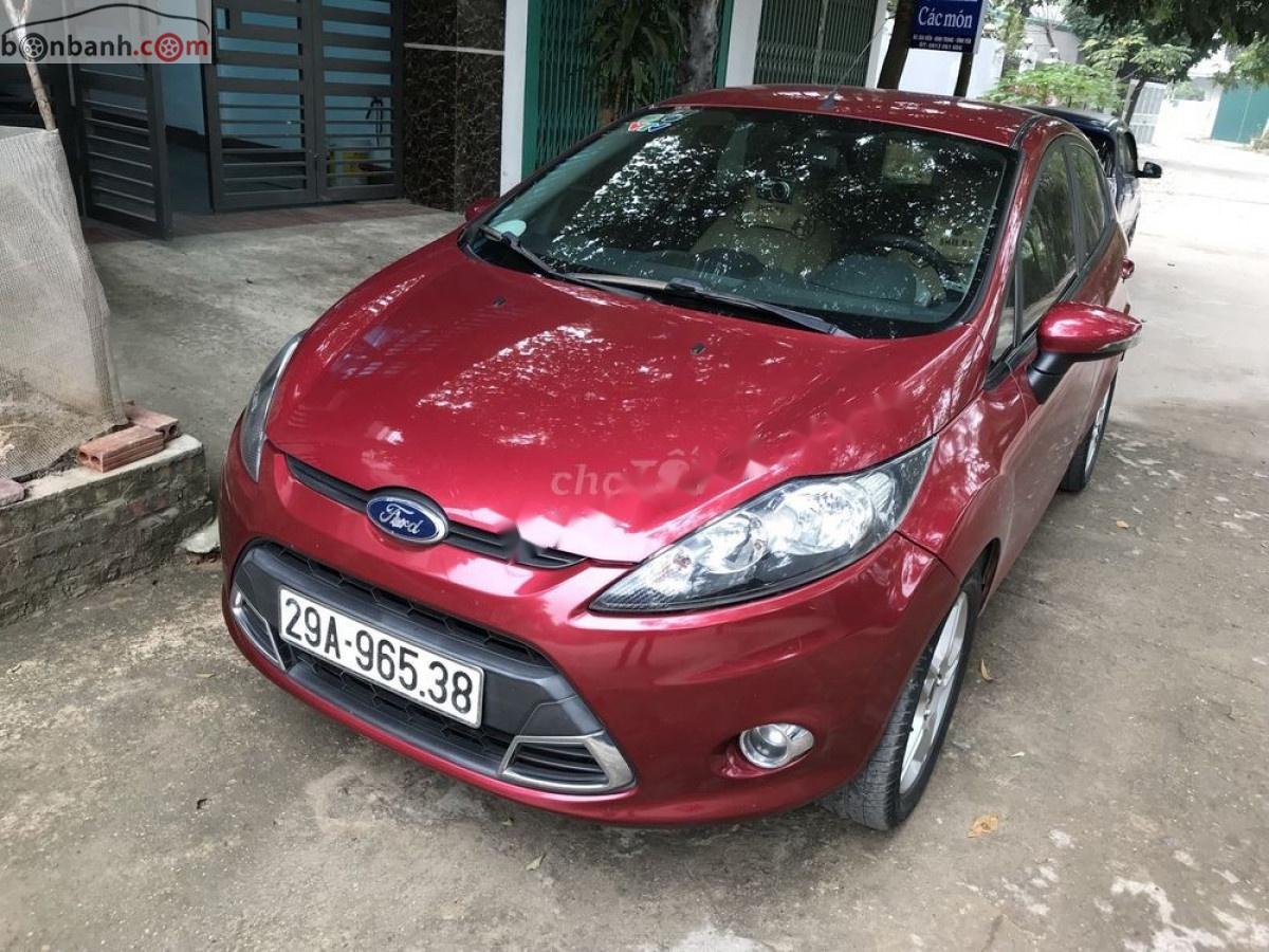 Ford Fiesta 1.6 Sport 2013 - Cần bán xe Ford Fiesta 1.6 Sport 2013, màu đỏ, giá chỉ 340 triệu