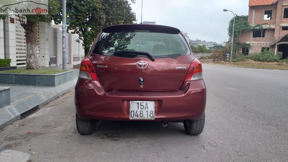 Toyota Yaris 2009 - Bán Toyota Yaris sản xuất 2009, màu đỏ, xe nhập, giá chỉ 335 triệu