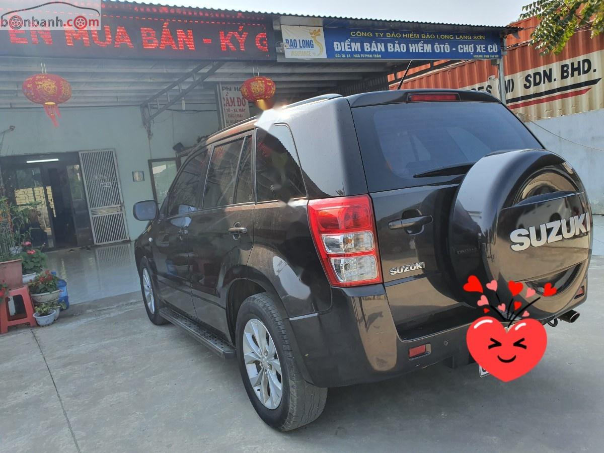 Suzuki Grand vitara 2.0 AT 2015 - Bán Suzuki Grand vitara năm sản xuất 2015, màu xám, giá 520tr 