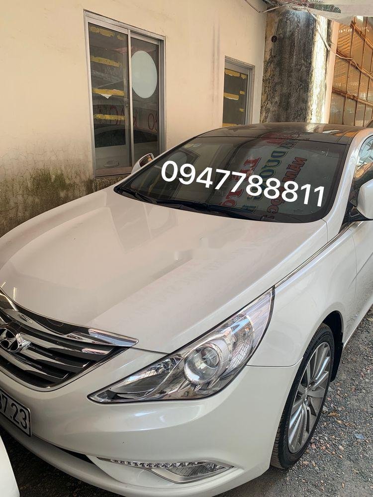 Hyundai Sonata 2013 - Cần bán gấp Hyundai Sonata 2013, màu trắng, nhập khẩu chính chủ