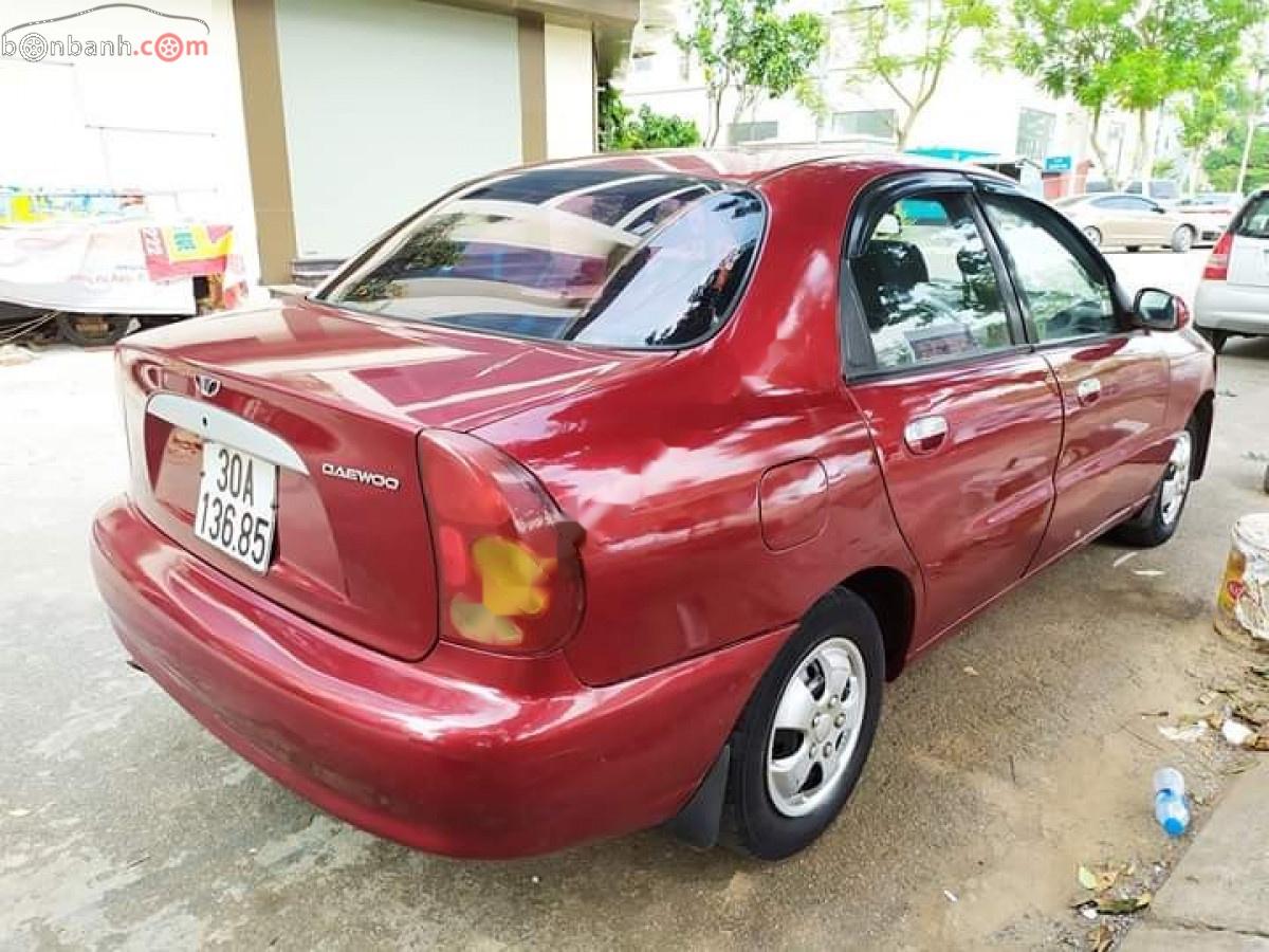 Daewoo Lanos 2004 - Bán Daewoo Lanos 1.5 MT năm sản xuất 2004, màu đỏ, nhập khẩu nguyên chiếc