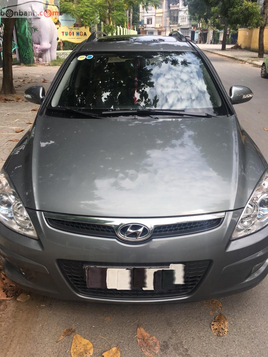 Hyundai i30 CW 2009 - Bán Hyundai i30 CW năm sản xuất 2009, màu xanh lam, xe nhập