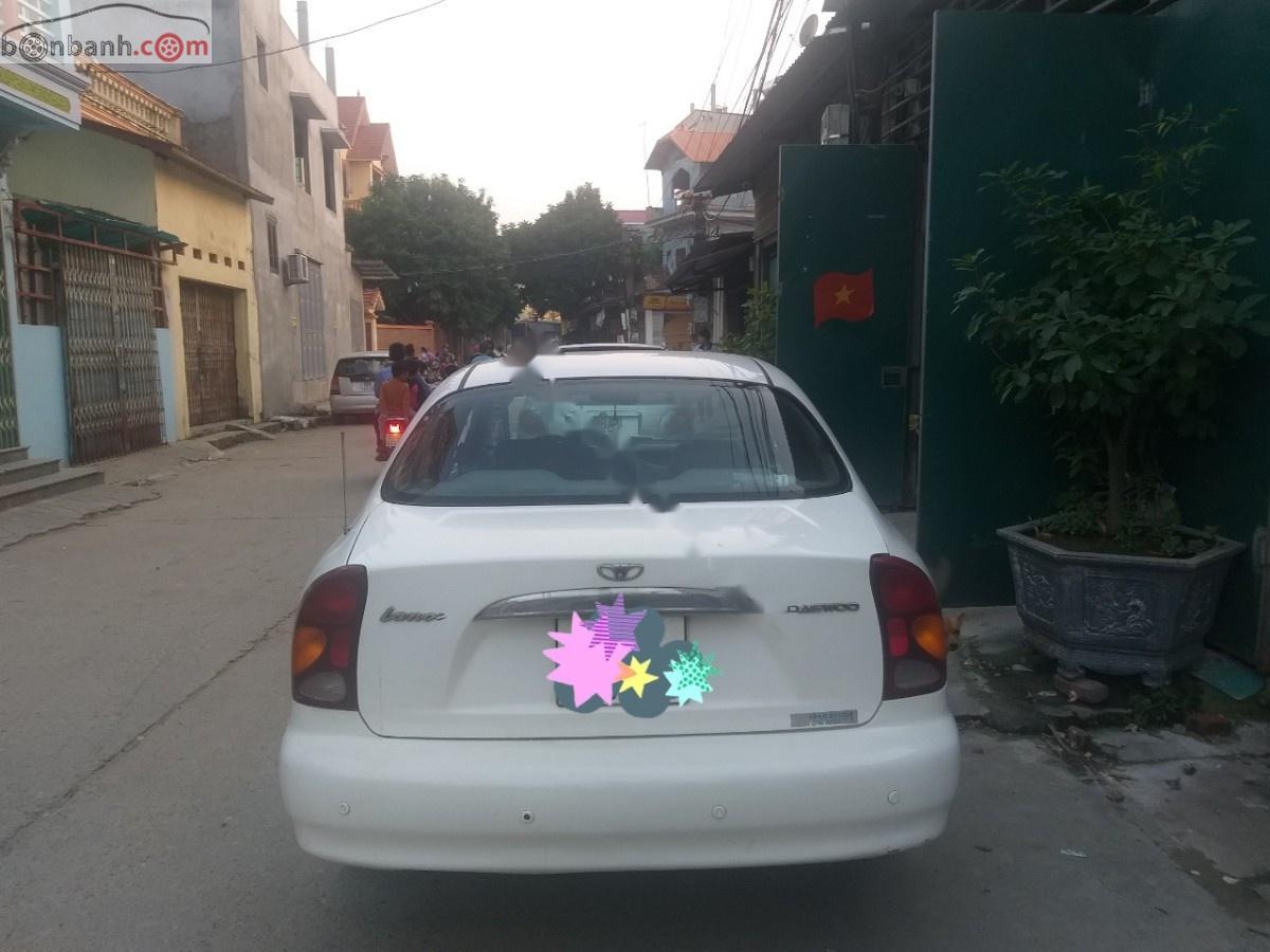 Daewoo Lanos 2001 - Cần bán lại xe Daewoo Lanos đời 2001, màu trắng