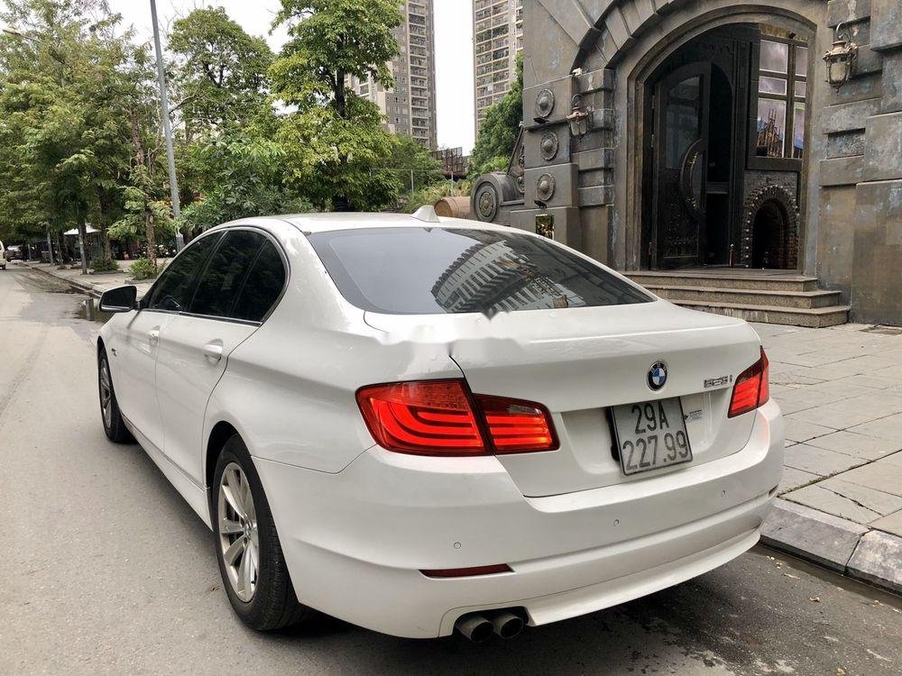 BMW 5 Series 2011 - BMW 523i sản xuất năm 2011 màu trắng nội thất đen