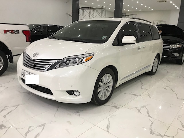 Toyota Sienna Limited 2013 - Bán Toyota Sienna Limited 3.5V6 sản xuất 2013 đăng ký 2015 cá nhân xe màu trắng nguyên bản từ đầu