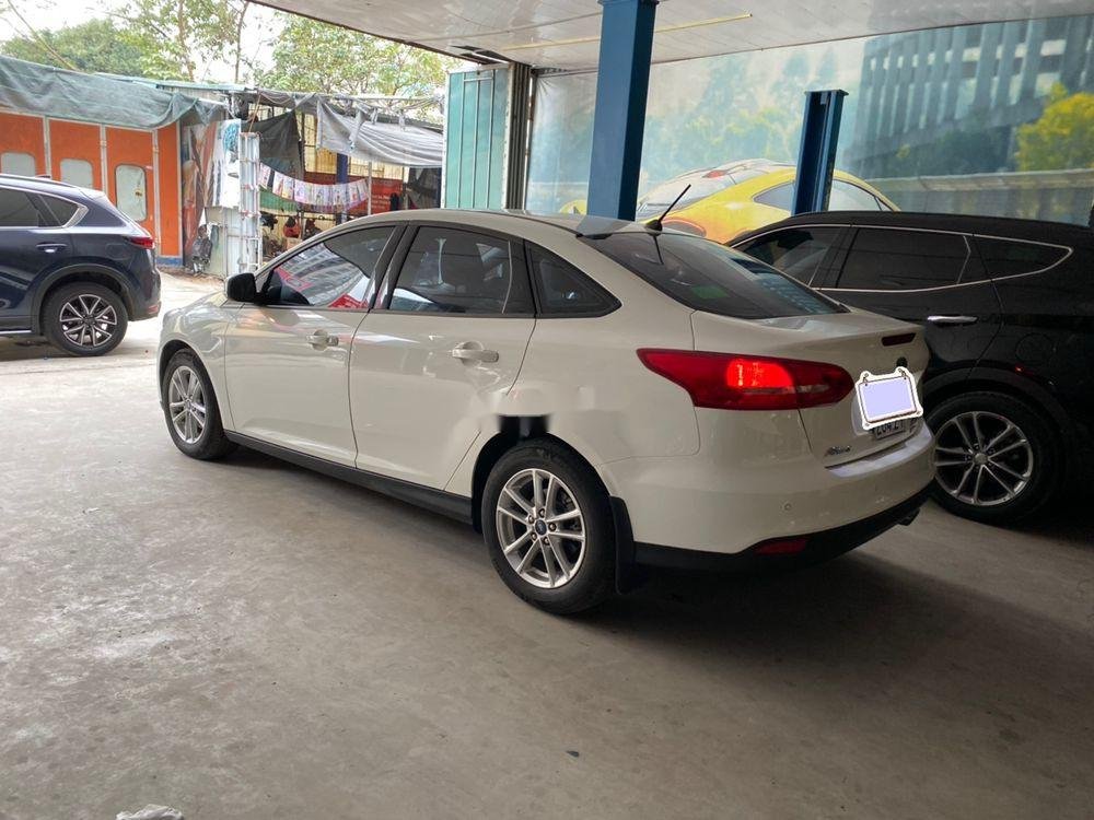 Ford Focus AT 2018 - Cần bán Ford Focus AT sản xuất năm 2018, giá chỉ 599 triệu